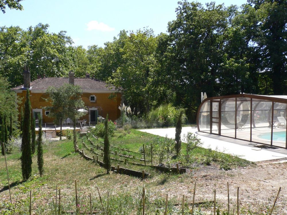 � vendre  Propri�t�/ch�teau Boll�ne (84500)