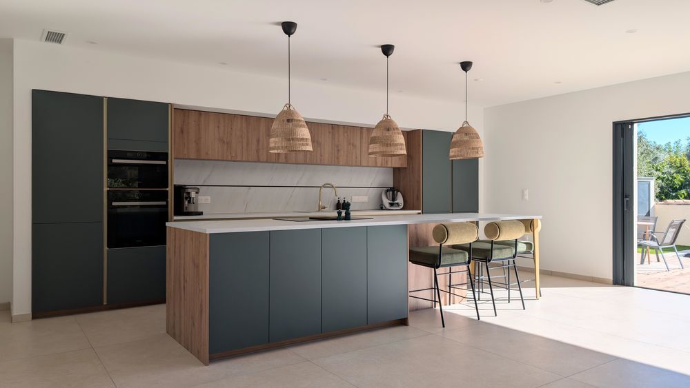 � vendre  Maison P�zenas (34120)