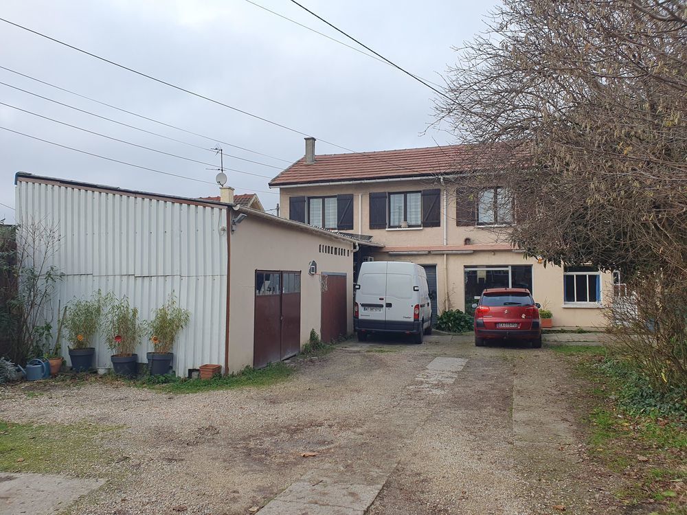 � vendre  Maison Stains (93240)