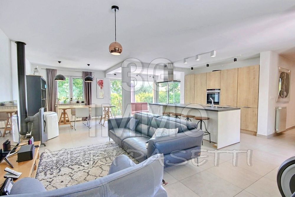 � vendre  Maison Grasse (06130)