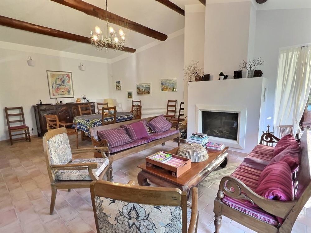 � vendre  Maison Roussillon (84220)