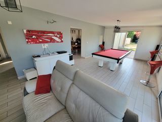  Maison � vendre 8 pi�ces 196 m�