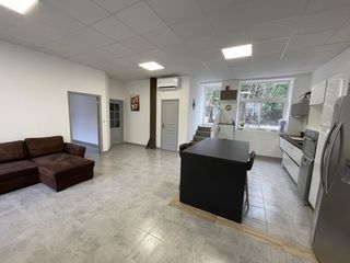  Immeuble � vendre 15 + pi�ces 700 m�