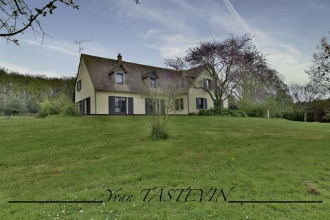   Maison et grand terrain 9 pi�ces Maison - 9 pi�ce(s) - 233 m�
