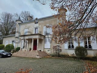  Maison � vendre 15 + pi�ces 375 m�