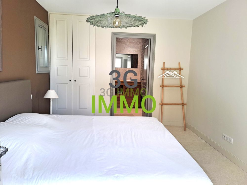 � vendre  Maison Uz�s (30700)