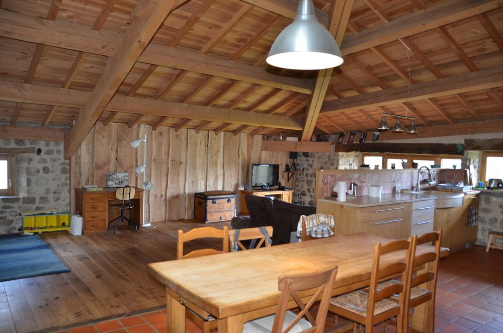 � vendre  Maison Silhac (07240)