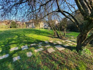  Maison � vendre 8 pi�ces 220 m�