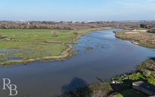  Maison � vendre 9 pi�ces 329 m�