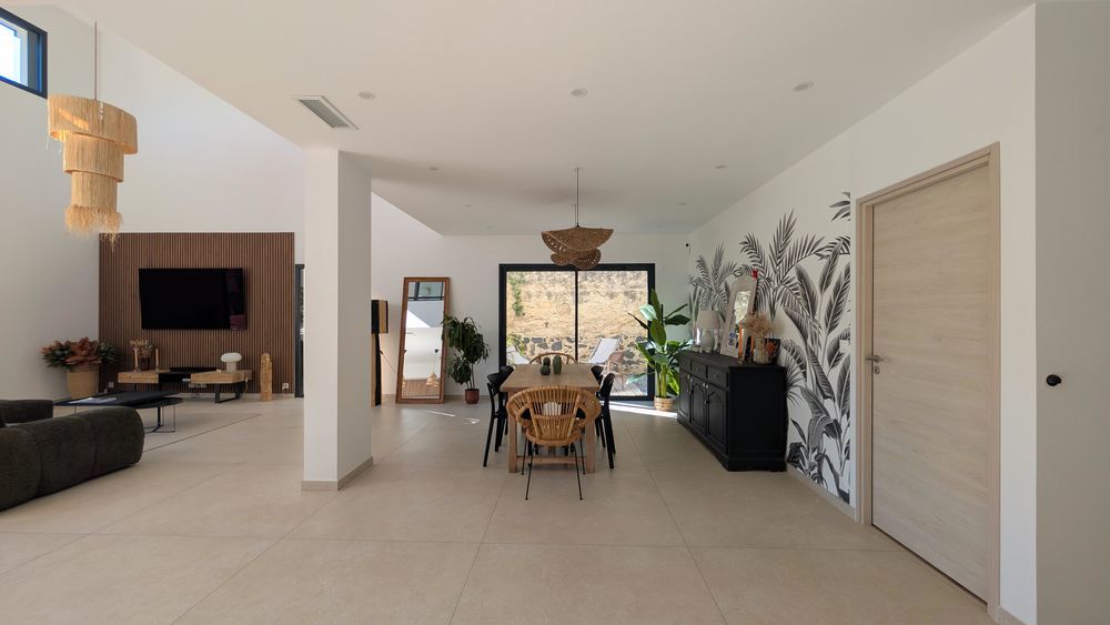 � vendre  Maison P�zenas (34120)