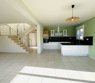  Maison � vendre 7 pi�ces 144 m�