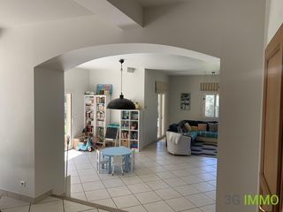  Maison � louer 6 pi�ces 201 m�