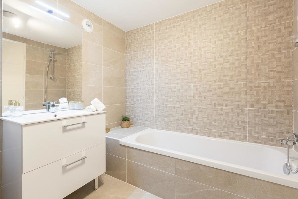 � vendre  Appartement Antibes (06600)