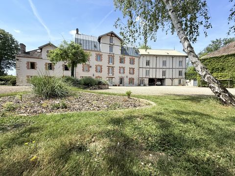   Maison 25 pi�ces Maison - 15 + pi�ce(s) - 750 m�
