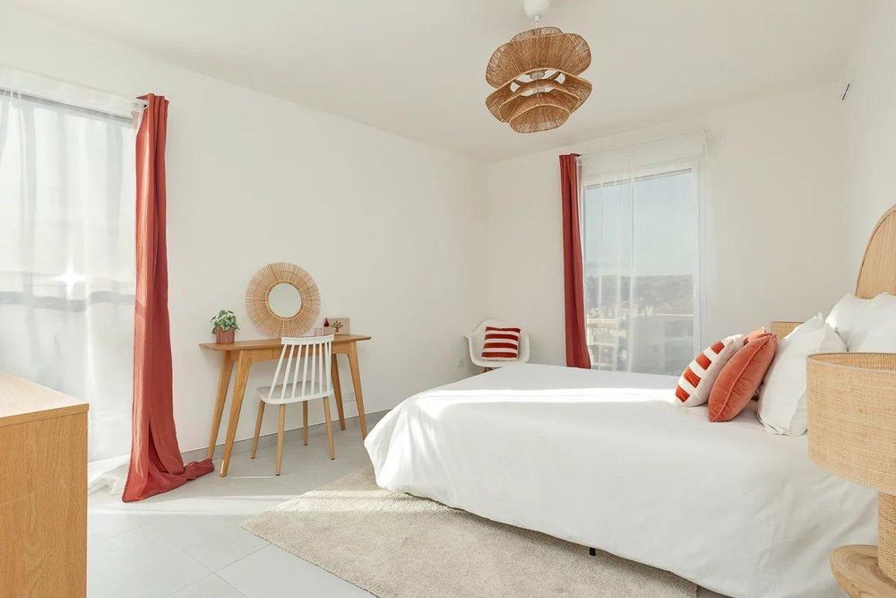 � vendre  Appartement Antibes (06600)