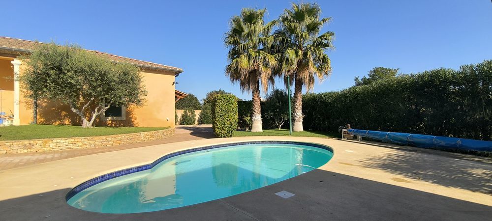 � vendre  Maison P�zenas (34120)