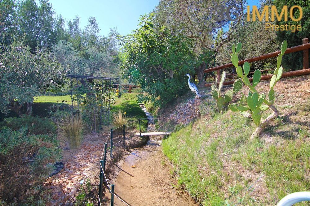 � vendre  Maison Salernes (83690)