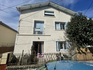  Immeuble � vendre 10 pi�ces 150 m�