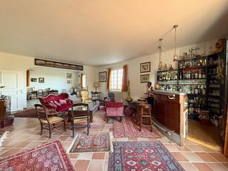  Maison � vendre 11 pi�ces 368 m�