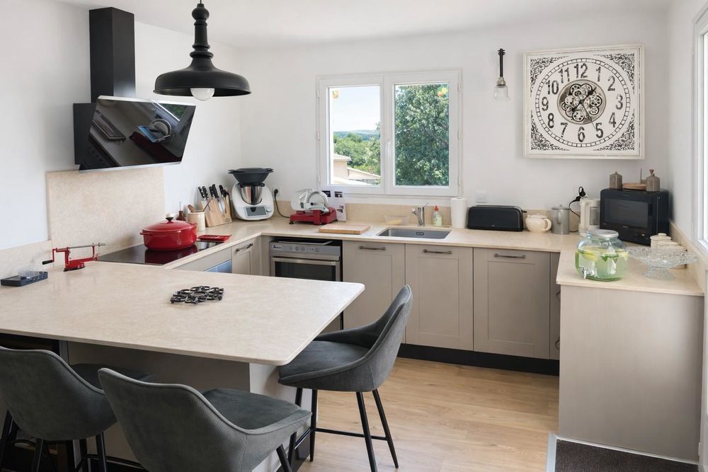 � vendre  Maison Uz�s (30700)