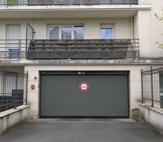  Parking / Garage � vendre 180 m�