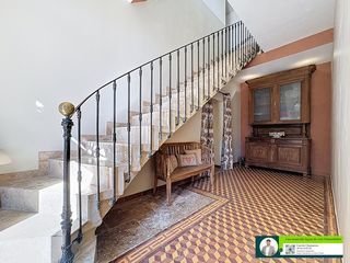  Maison � vendre 8 pi�ces 234 m�