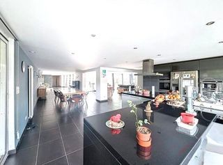  Maison � vendre 7 pi�ces 320 m�