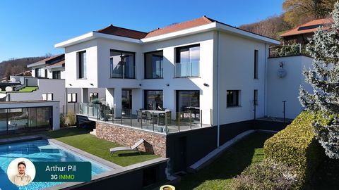   Maison 5 pi�ces Maison - 5 pi�ce(s) - 208 m�