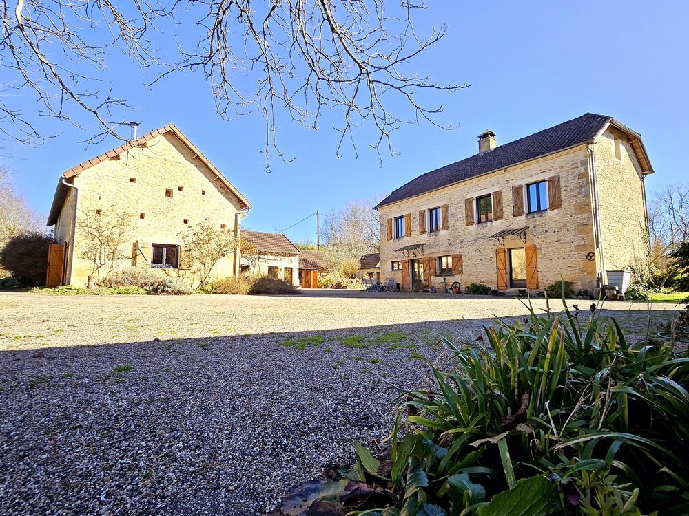 � vendre  Maison La Chapelle-Aubareil (24290)