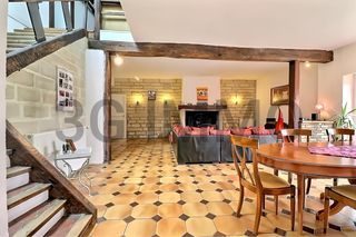  Maison � vendre 11 pi�ces 370 m�