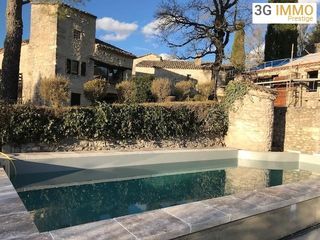  Maison � vendre 9 pi�ces 252 m�