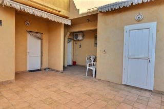  Immeuble � vendre 15 + pi�ces 327 m�