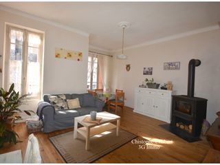  Maison � vendre 15 + pi�ces 252 m�