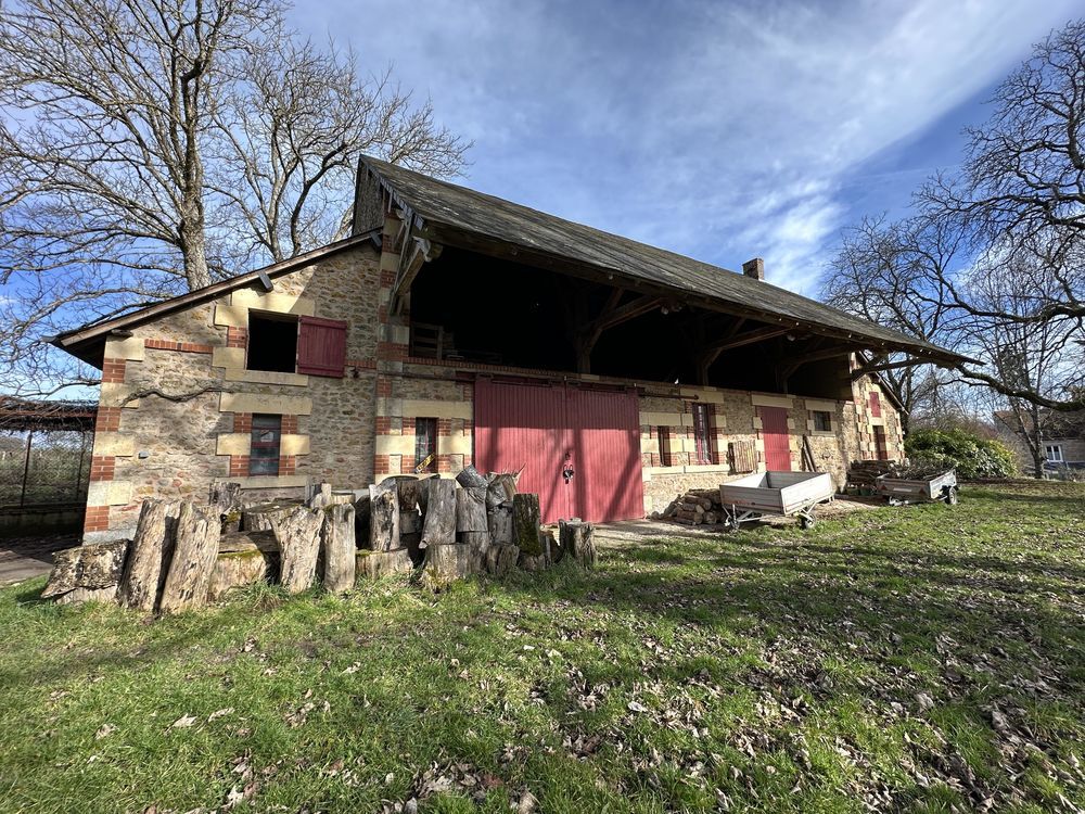 � vendre  Propri�t�/ch�teau Nevers (58000)