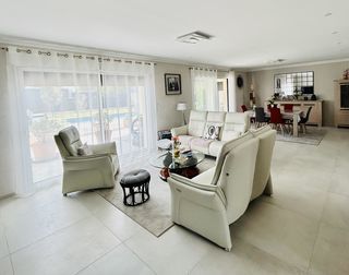  Maison � vendre 8 pi�ces 270 m�