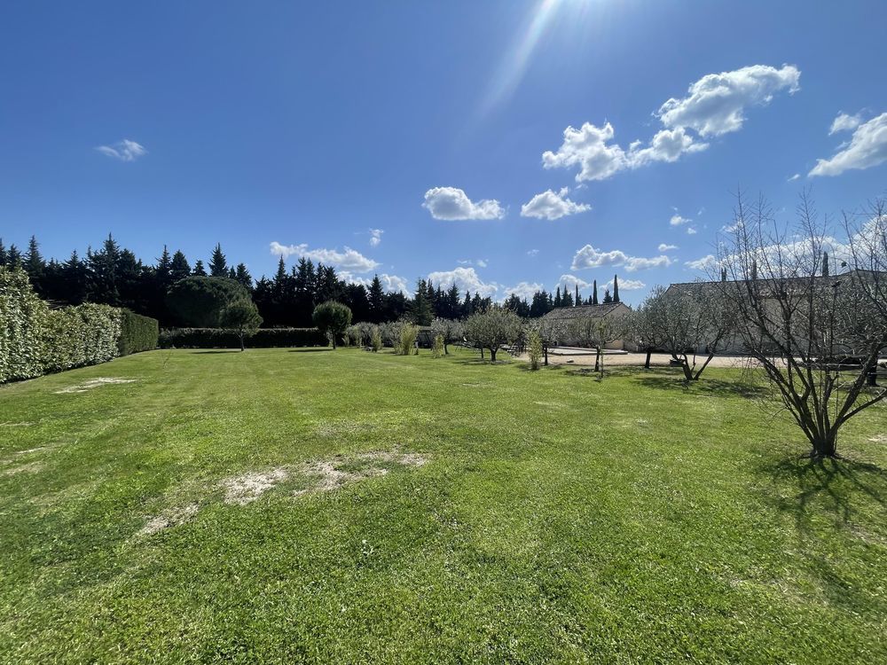 � vendre  Maison Cheval-Blanc (84460)