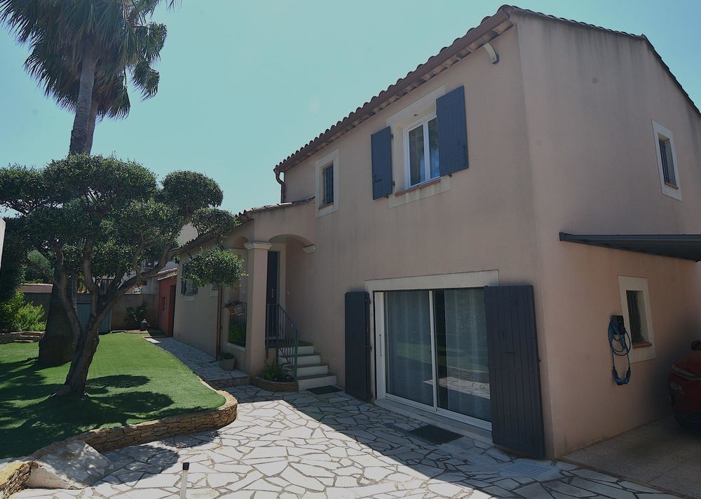 � vendre  Maison Saint-Cyr-sur-Mer (83270)