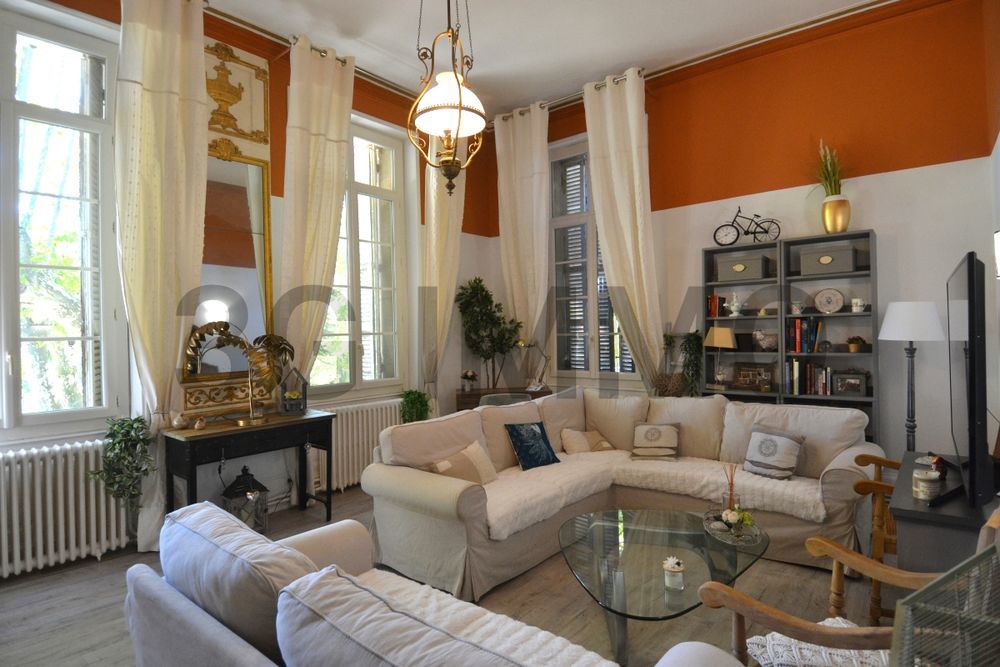 � vendre  Propri�t�/ch�teau Boll�ne (84500)