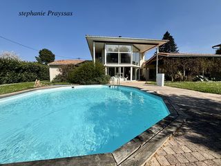  Maison � vendre 6 pi�ces 235 m�