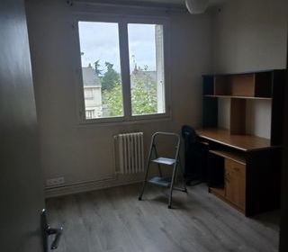  Appartement � vendre 7 pi�ces 85 m�