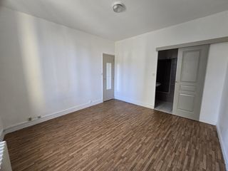  Immeuble � vendre 12 pi�ces 210 m�