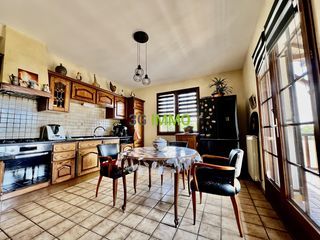  Maison � vendre 5 pi�ces 195 m�