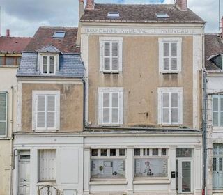  Immeuble � vendre 10 pi�ces 236 m�