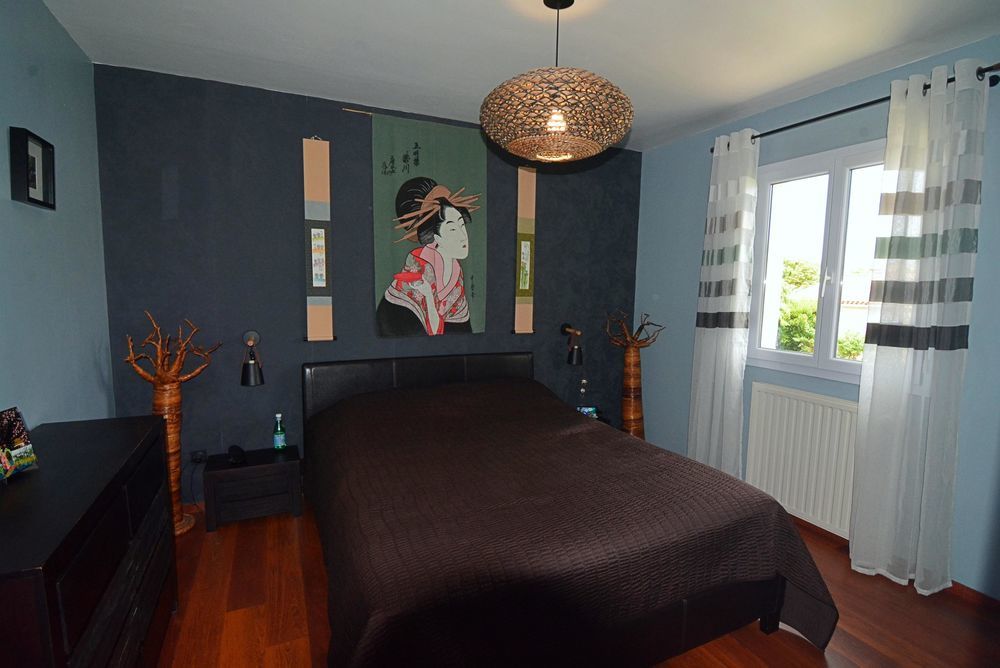 � vendre  Maison Saint-Cyr-sur-Mer (83270)