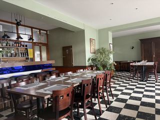  Immeuble � vendre 15 + pi�ces 270 m�