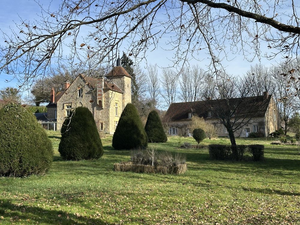 � vendre  Propri�t�/ch�teau Nevers (58000)