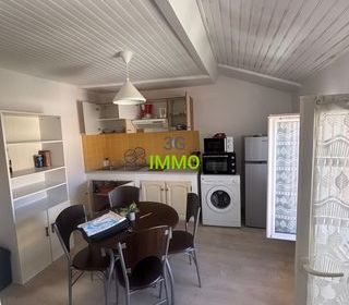  Immeuble � vendre 9 pi�ces 219 m�