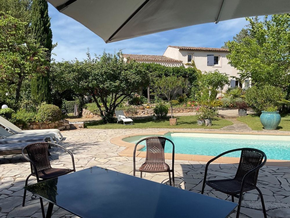 � vendre  Maison �guilles (13510)