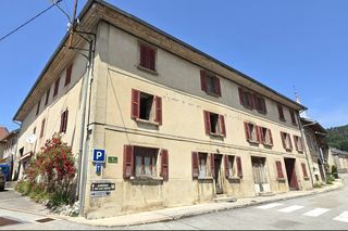  Immeuble � vendre 15 + pi�ces 450 m�