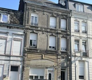  Immeuble � vendre 15 + pi�ces 260 m�